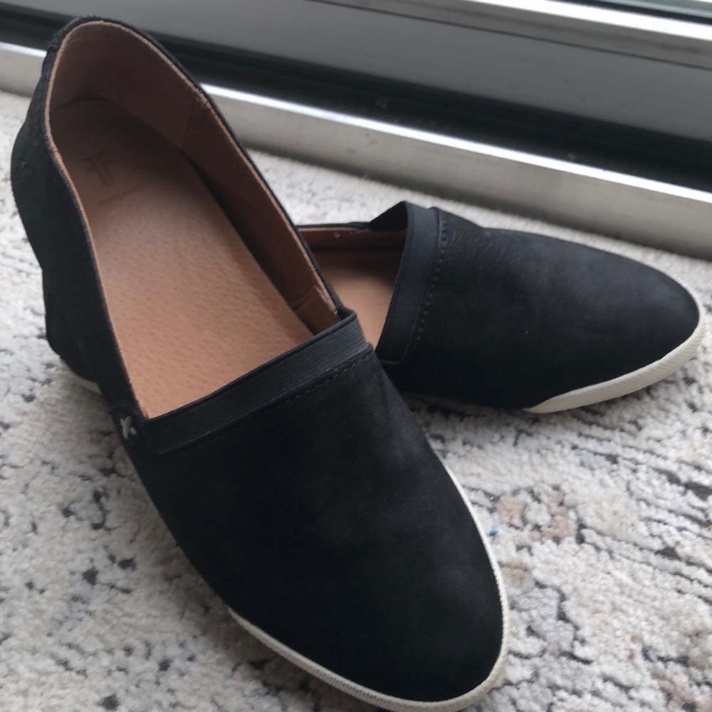 Frye Melanie slip on, Black, 7 1/2 M